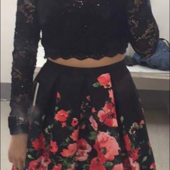 Homecoming/semi-formal dress - Picture 3 of 3